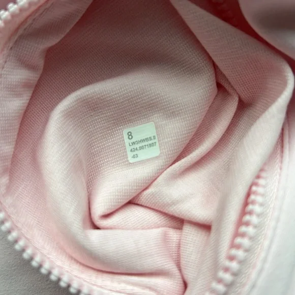 NWT lululemon Define Hooded Jacket Nulu • Strawberry Milkshake • 8 - Picture 4 of 7